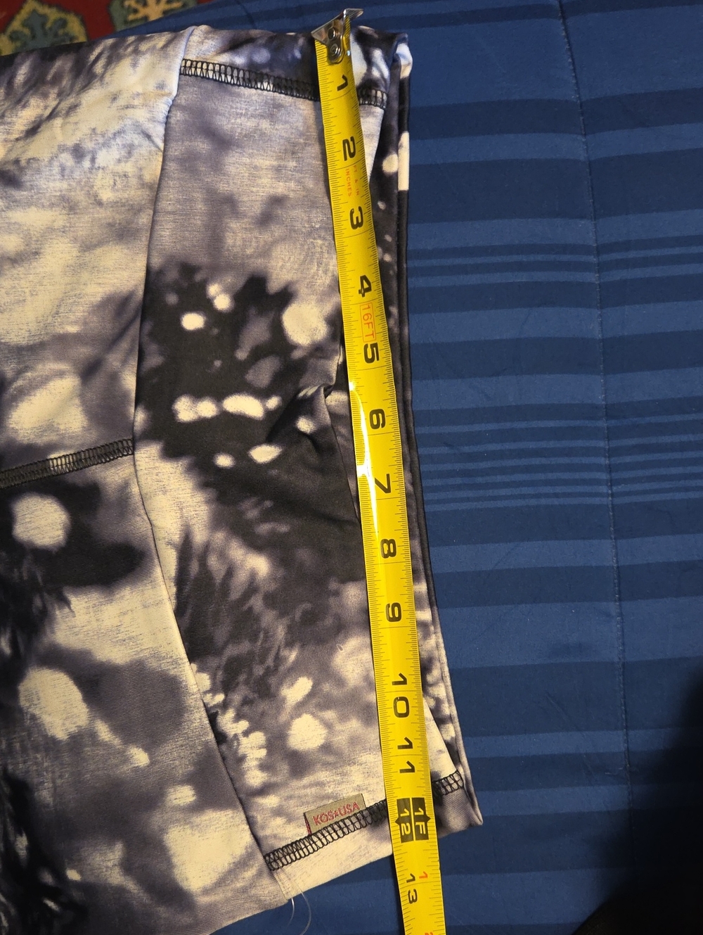 KOS*USA Black and White Crop Leggings Size Medium NWT - Picture 8 of 9